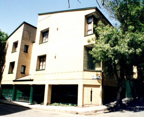 ساختمان مسکونی شهریاری