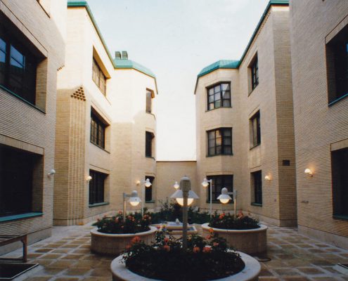 ساختمان مسکونی انارکی