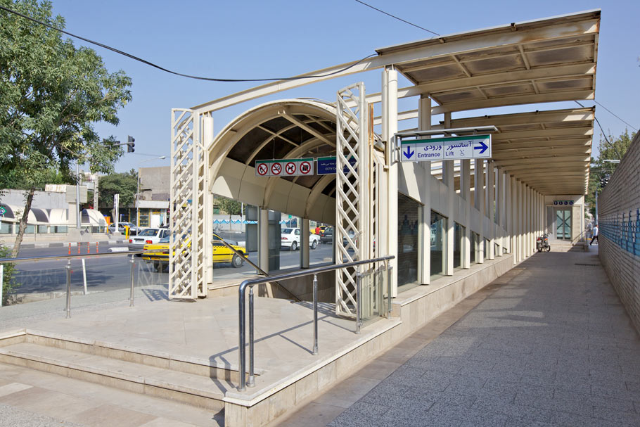 ایستگاه 3 قطار مشهد